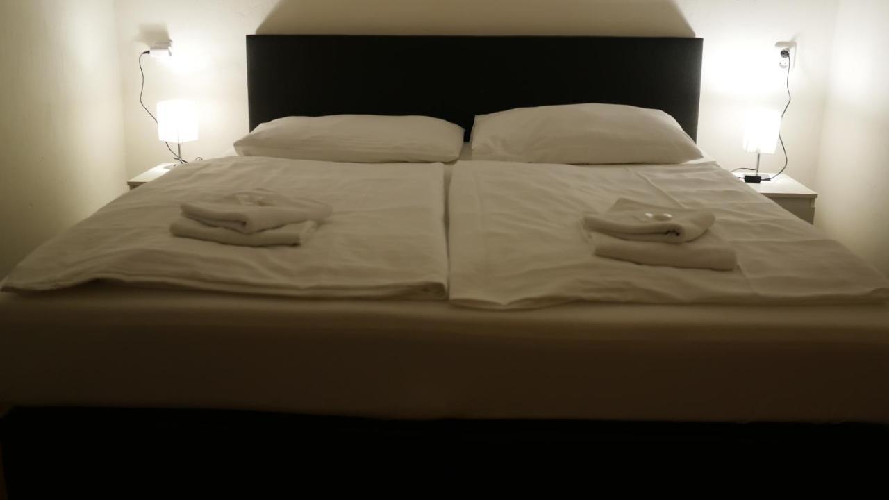 Hotel Bily Konicek Třeboň المظهر الخارجي الصورة